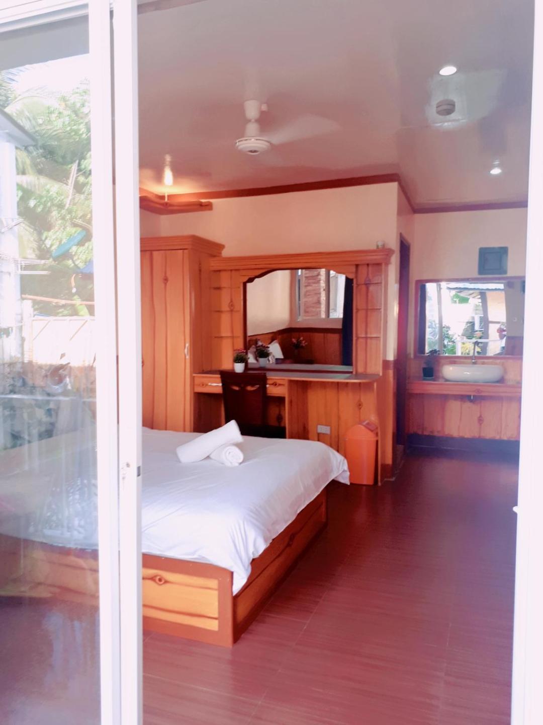 Chibel Summer Riverside Hotel 爱妮岛 外观 照片
