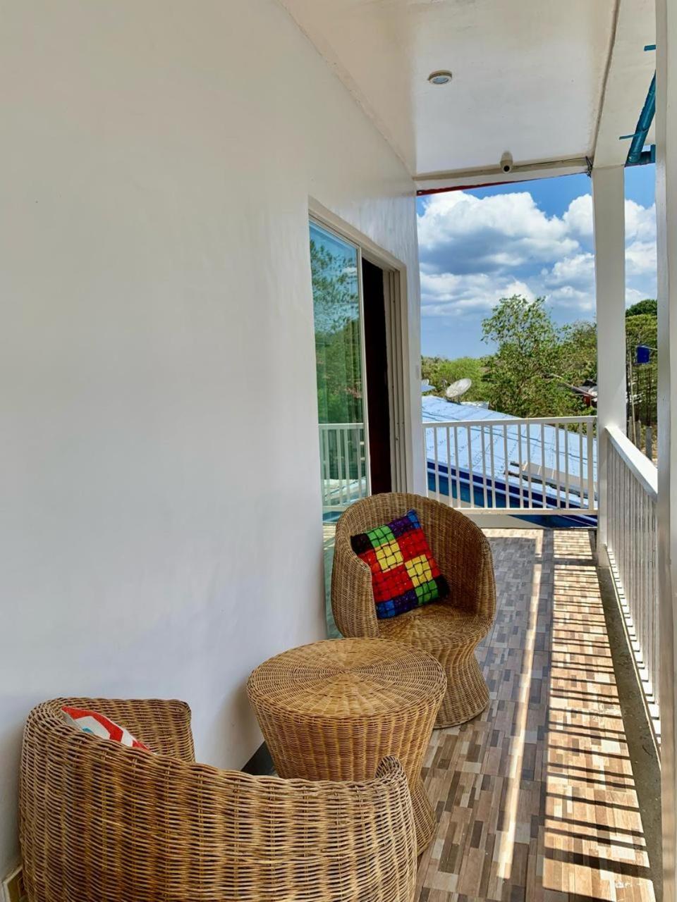 Chibel Summer Riverside Hotel 爱妮岛 外观 照片